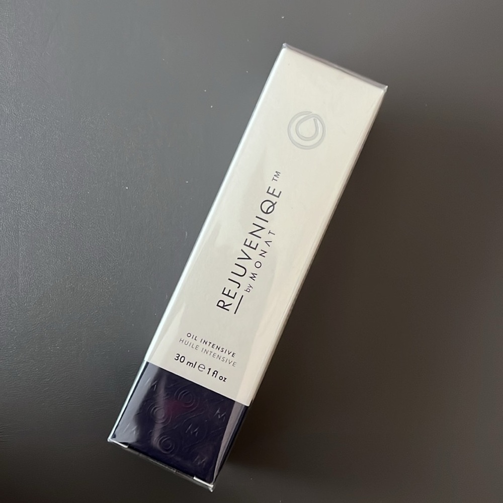 Monat rejuvenique hair oil!